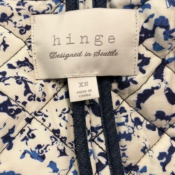 hinge Quilted Blue Patterned Blazer Size XS - Picture 13 of 14